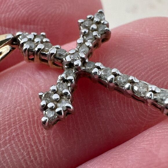 Vintage 10k Gold Cross Pendant With Inlaid Stones - Picture 4 of 5